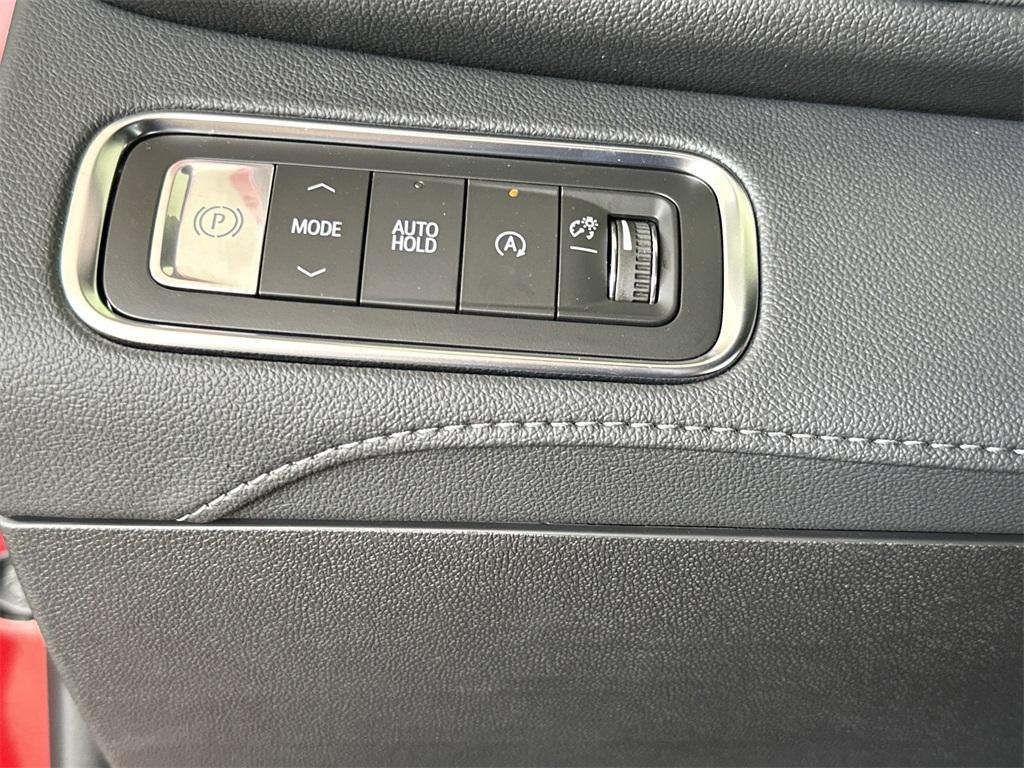 new 2025 Buick Enclave car, priced at $51,980