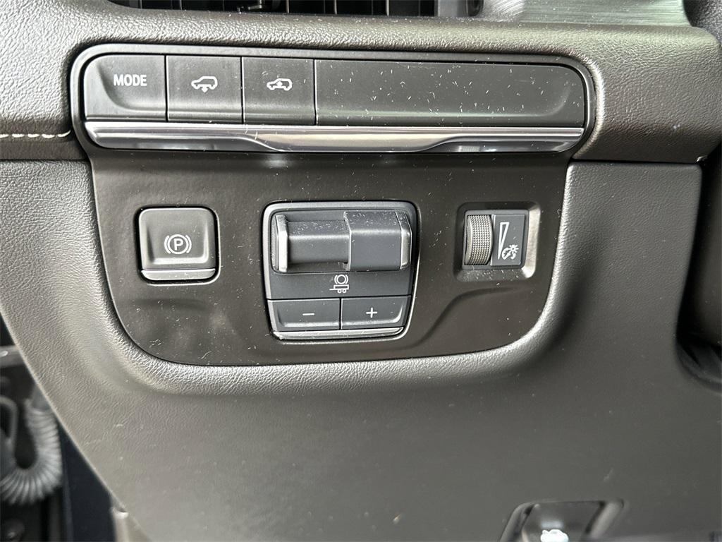 used 2021 Cadillac Escalade car, priced at $55,941