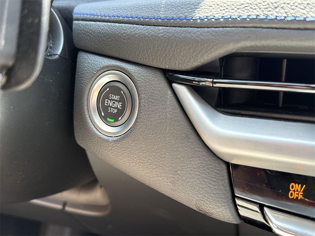 new 2025 Cadillac XT4 car, priced at $47,355