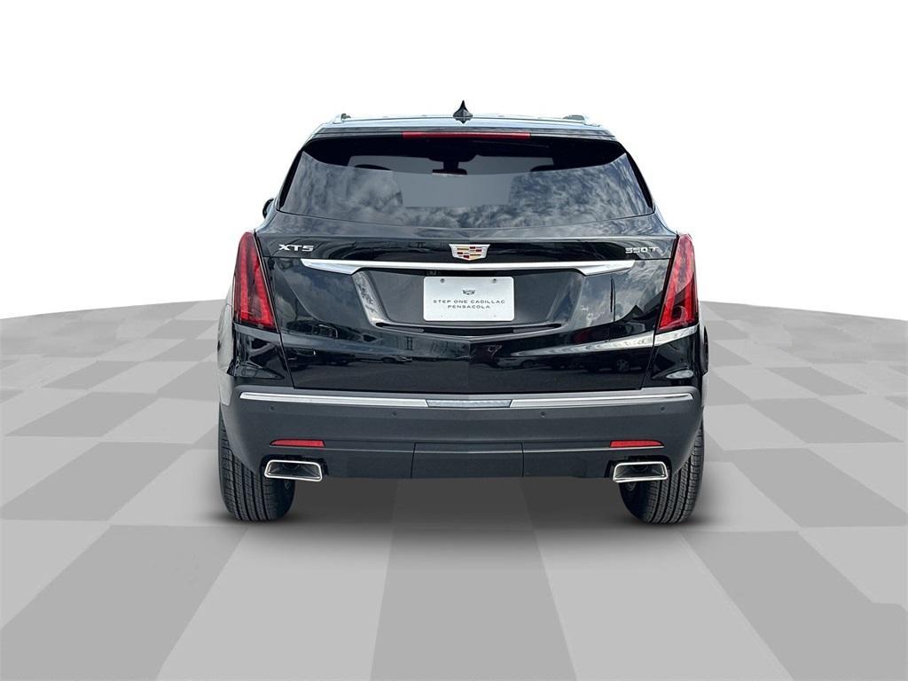 new 2025 Cadillac XT5 car, priced at $45,840