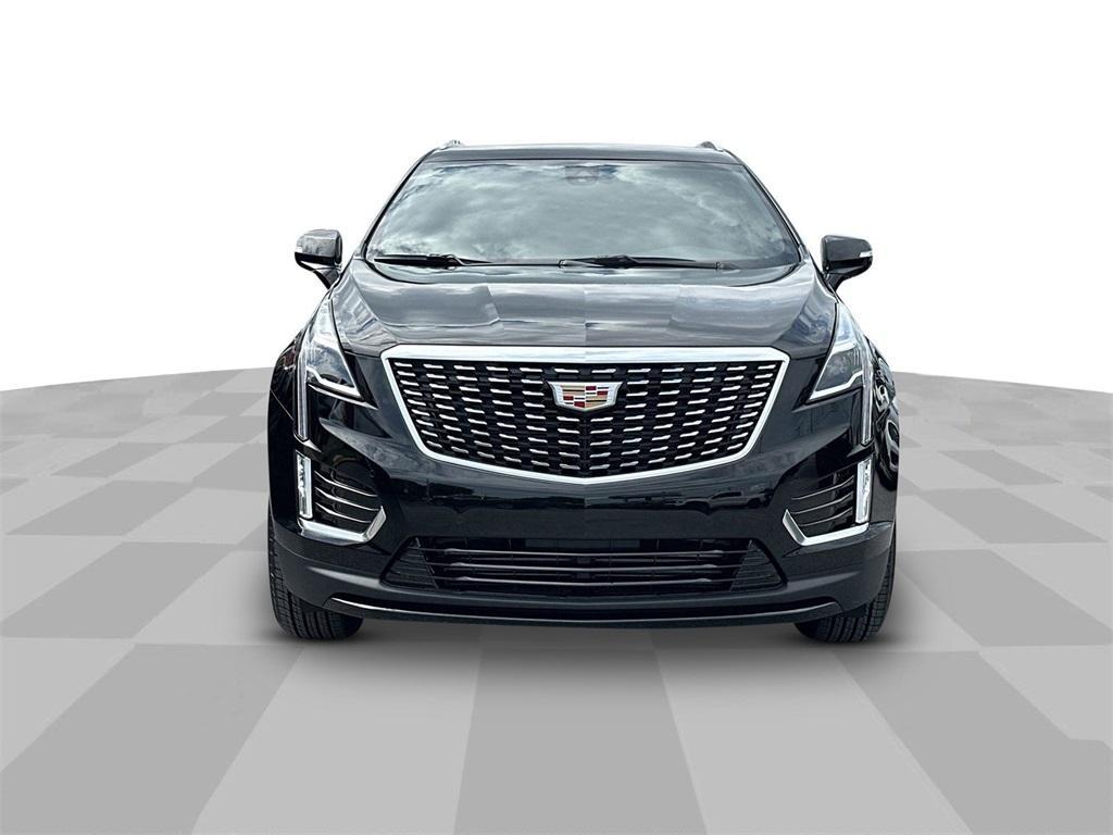 new 2025 Cadillac XT5 car, priced at $45,840