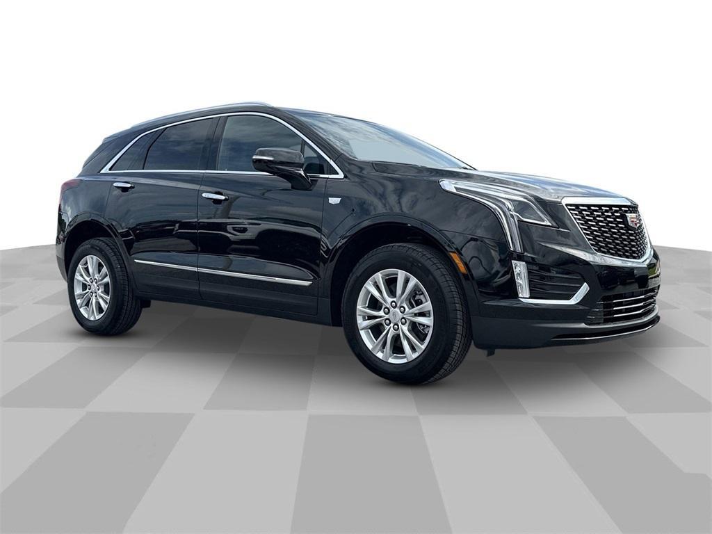 new 2025 Cadillac XT5 car, priced at $45,840