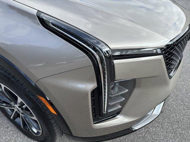 new 2025 Cadillac XT4 car, priced at $50,165