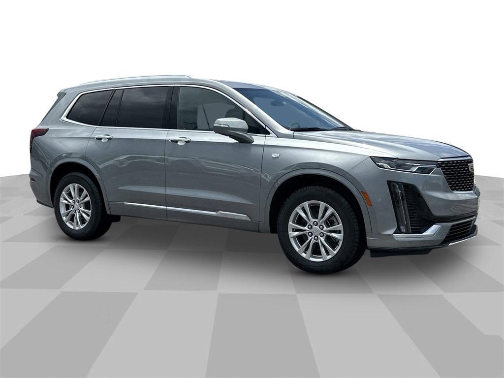 new 2025 Cadillac XT6 car, priced at $49,985