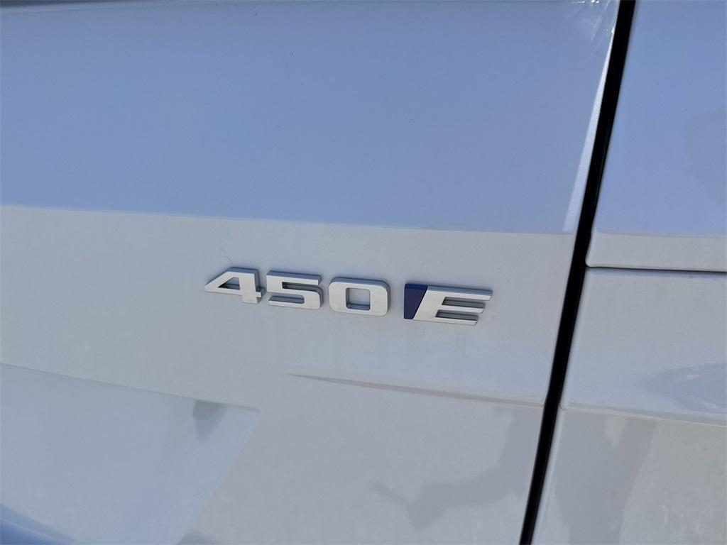 new 2025 Cadillac LYRIQ car, priced at $67,340
