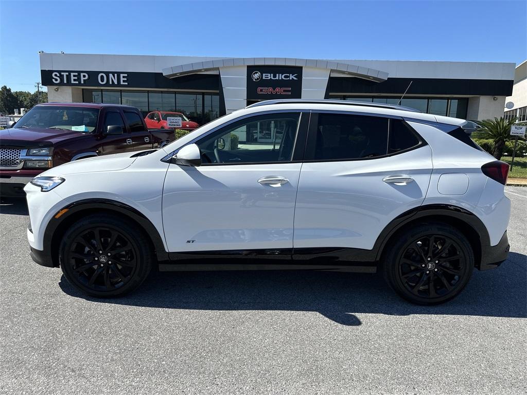 new 2026 Buick Encore GX car, priced at $31,752