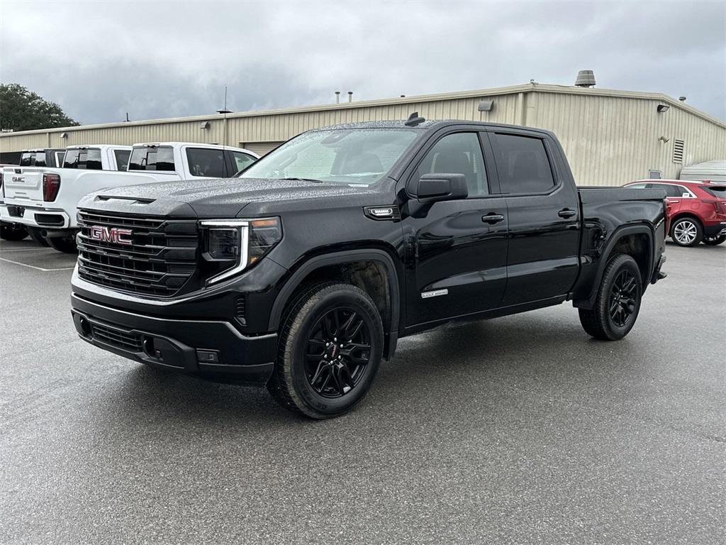 new 2025 GMC Sierra 1500 car, priced at $55,885