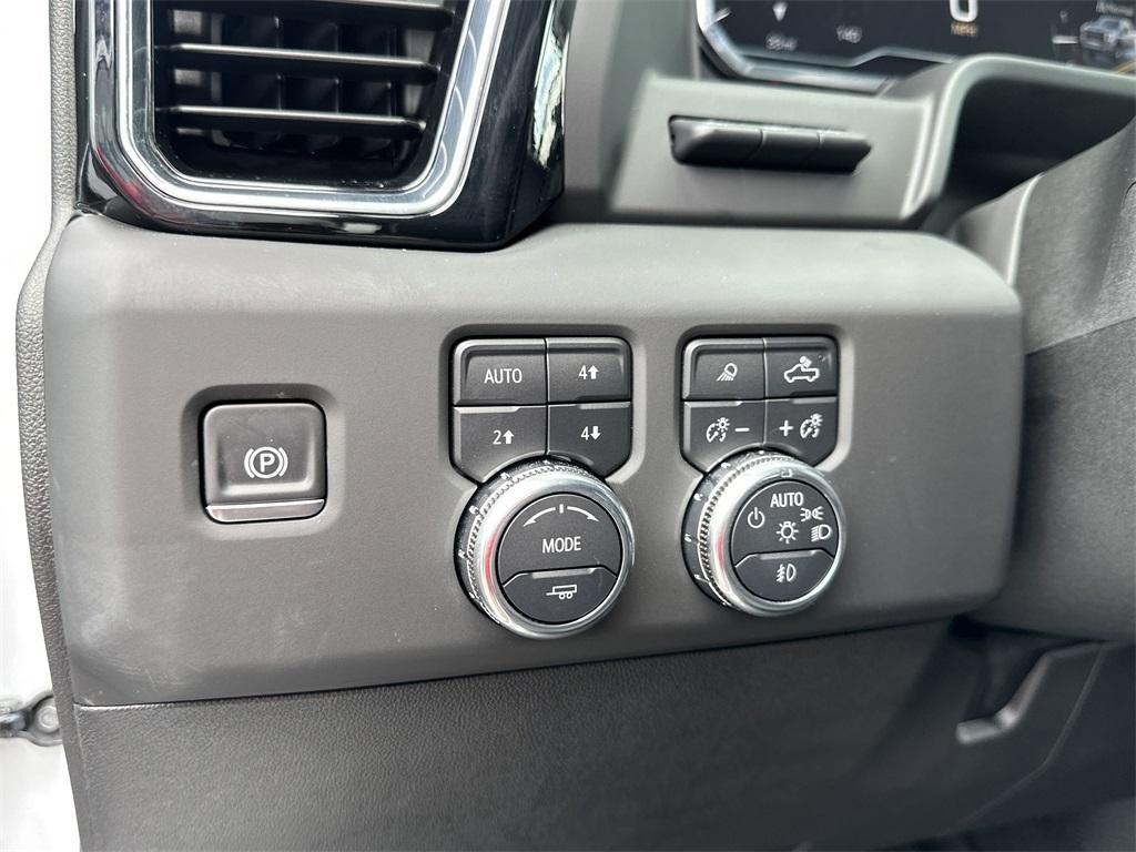 new 2025 GMC Sierra 3500 car, priced at $92,515