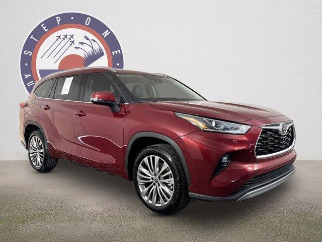 used 2023 Toyota Highlander car, priced at $45,481