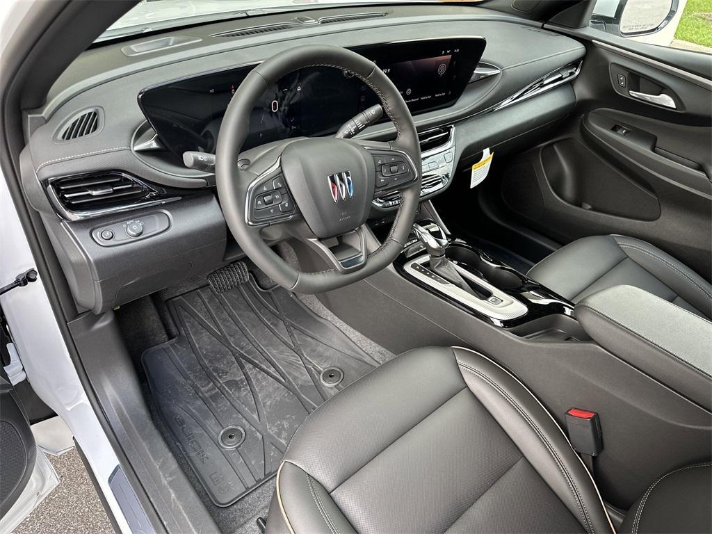 new 2025 Buick Envista car, priced at $29,771
