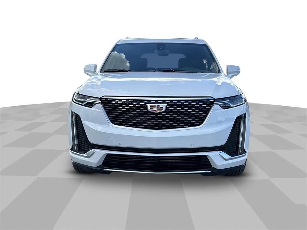 new 2025 Cadillac XT6 car, priced at $48,415