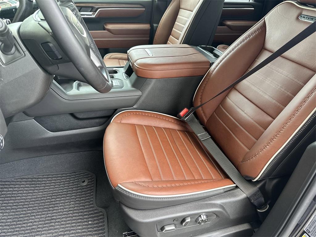 new 2025 GMC Sierra 2500 car, priced at $96,985