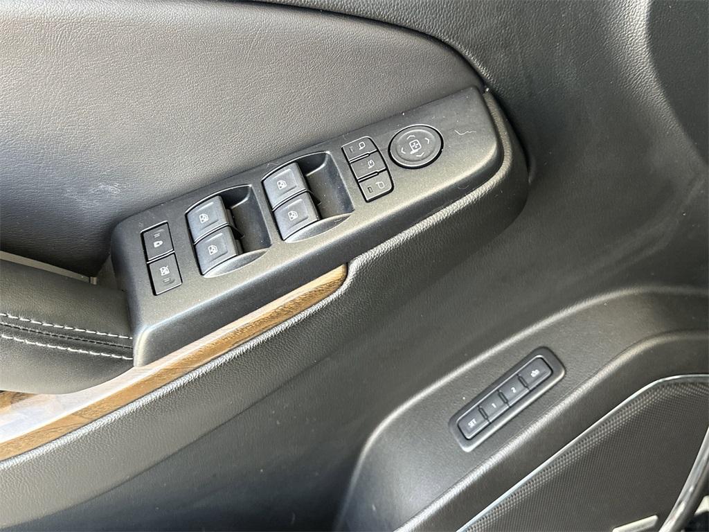 used 2019 GMC Yukon car, priced at $36,782