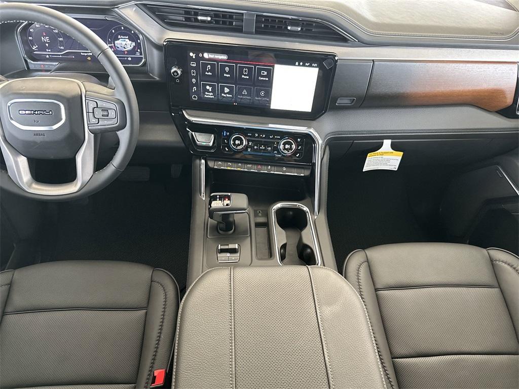 new 2025 GMC Sierra 1500 car, priced at $72,040
