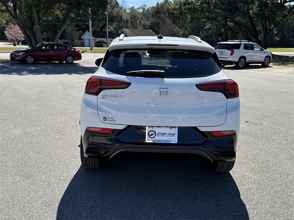 new 2025 Buick Encore GX car, priced at $32,125