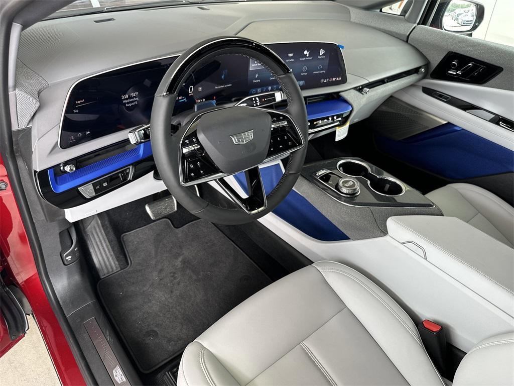 new 2025 Cadillac OPTIQ car, priced at $56,215