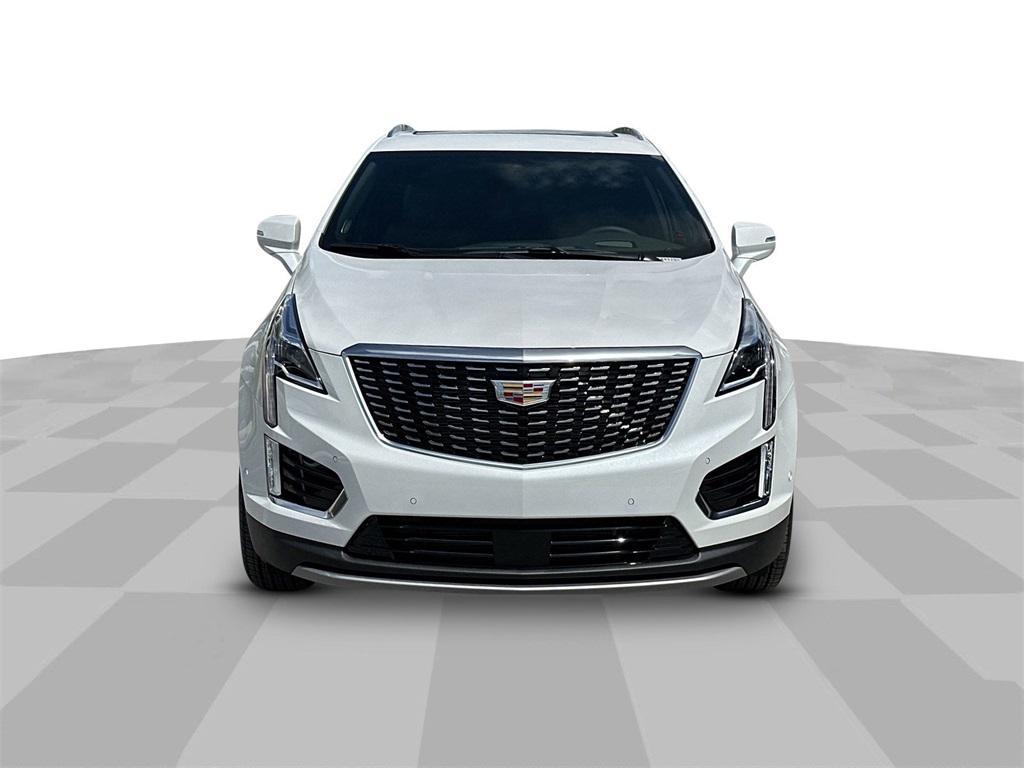 new 2025 Cadillac XT5 car, priced at $58,415