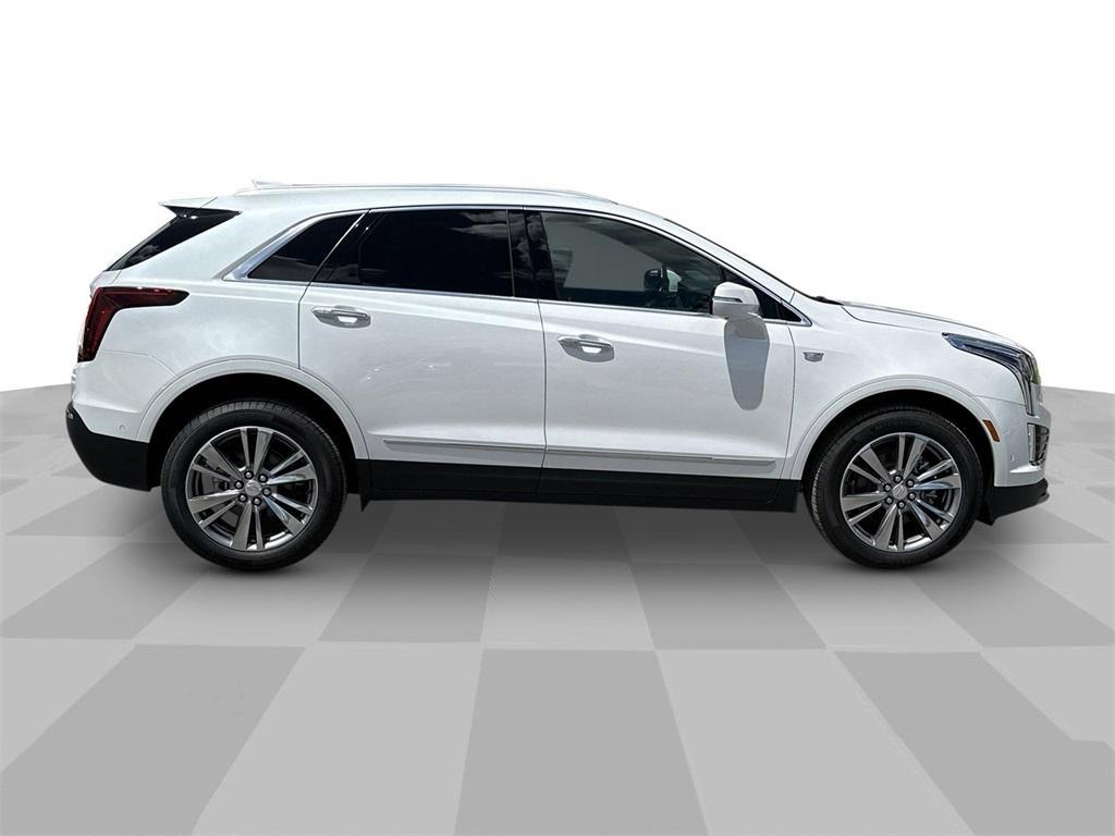 new 2025 Cadillac XT5 car, priced at $58,415