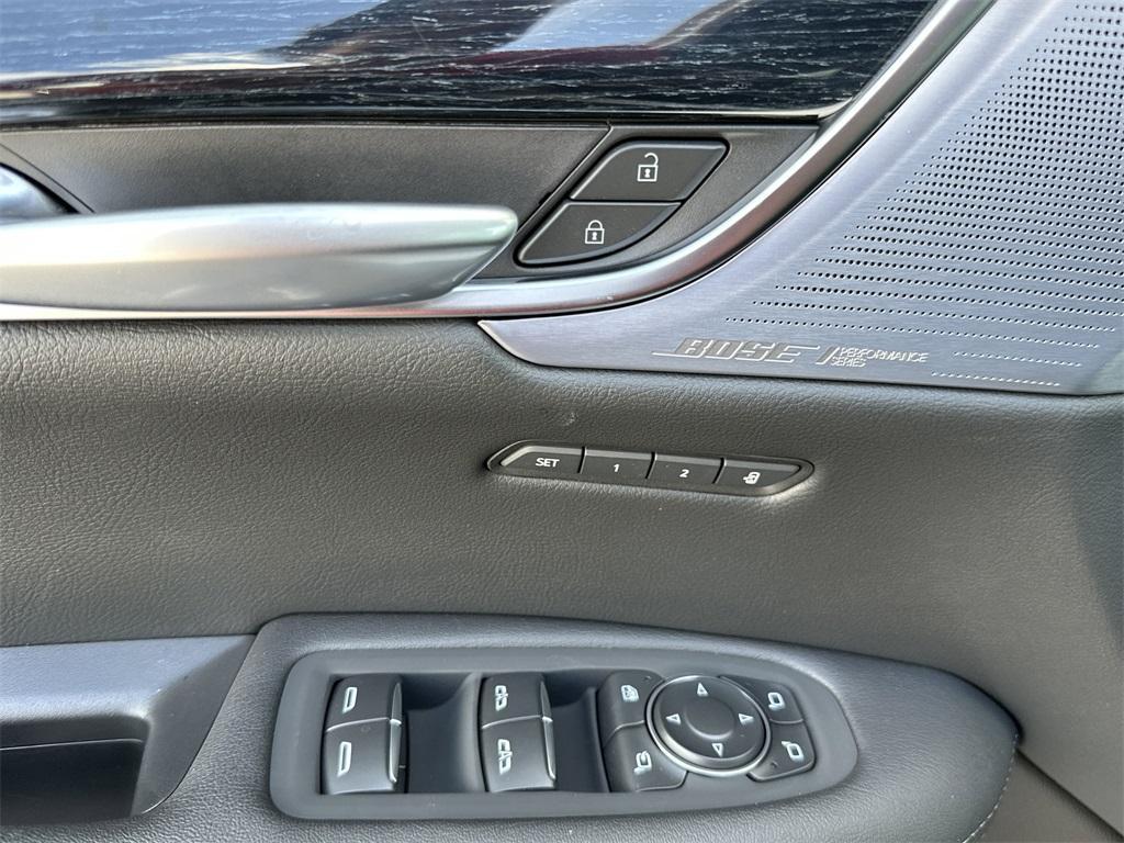 new 2025 Cadillac XT5 car, priced at $58,415