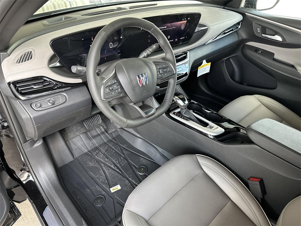 new 2025 Buick Envista car, priced at $29,925