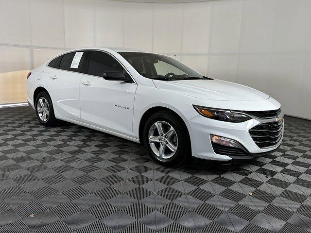 used 2022 Chevrolet Malibu car, priced at $18,821