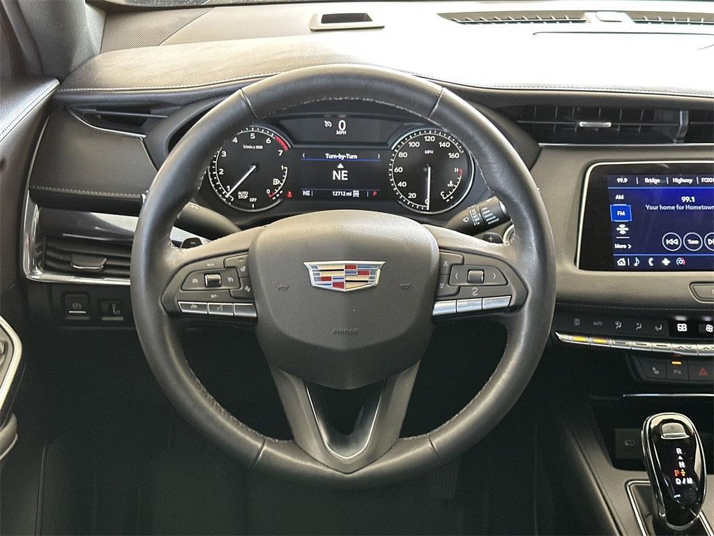 used 2023 Cadillac XT4 car, priced at $30,931