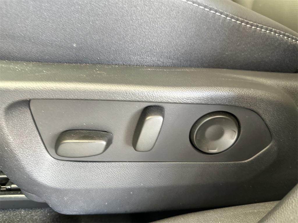 new 2025 Buick Envision car, priced at $36,735