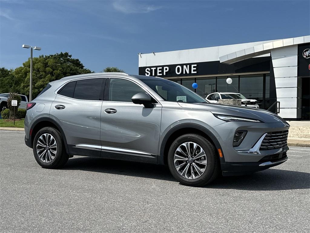 new 2025 Buick Envision car, priced at $36,735