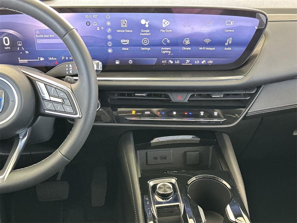 new 2025 Buick Envision car, priced at $36,735