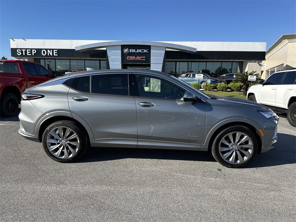 new 2025 Buick Envista car, priced at $29,854
