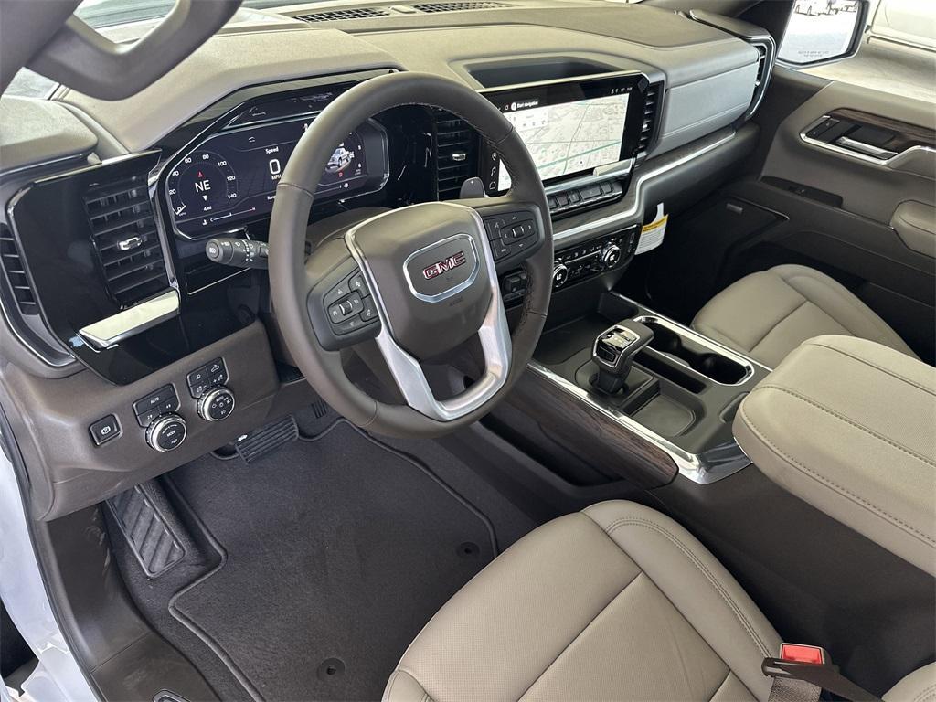 new 2025 GMC Sierra 1500 car, priced at $57,800