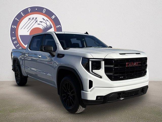 new 2025 GMC Sierra 1500 car, priced at $50,295