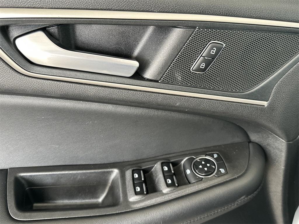 used 2024 Ford Edge car, priced at $21,591