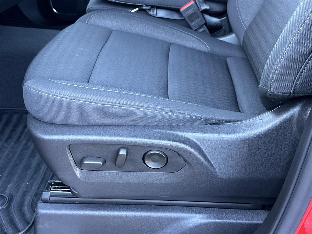 new 2025 GMC Sierra 1500 car, priced at $48,835