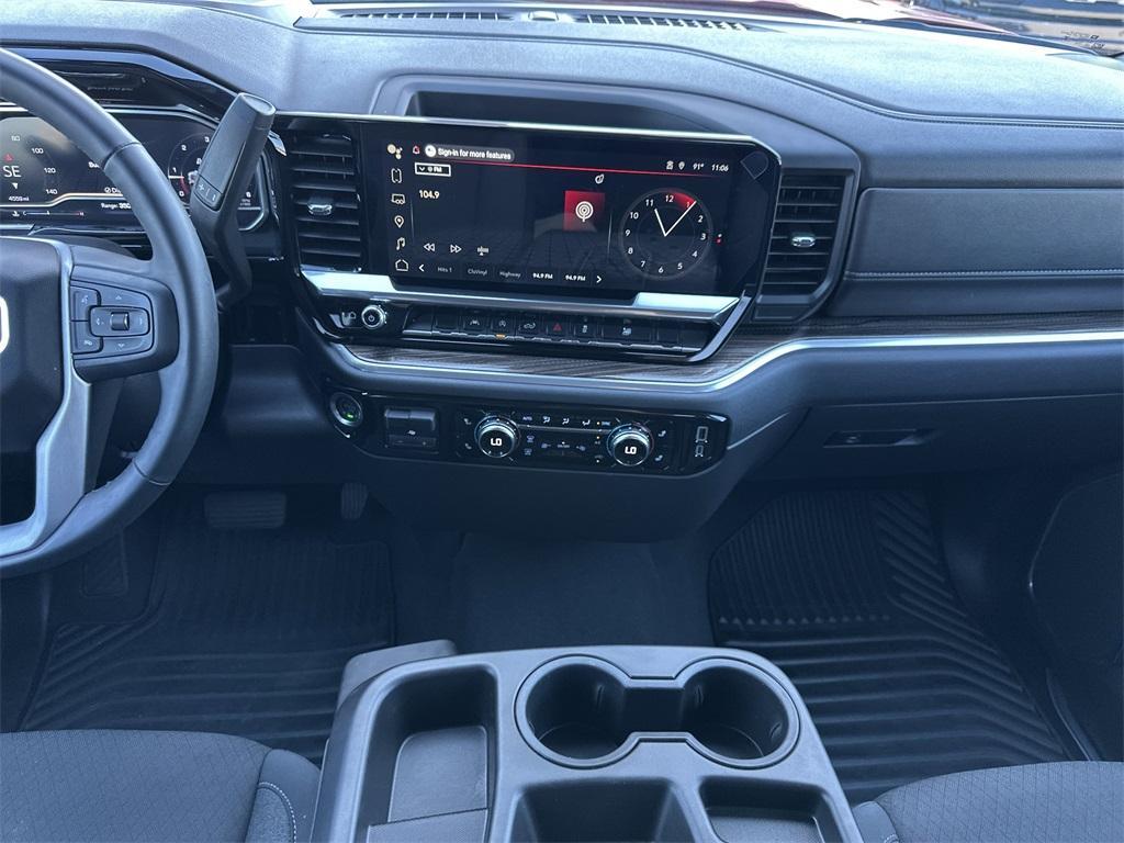 new 2025 GMC Sierra 1500 car, priced at $48,835