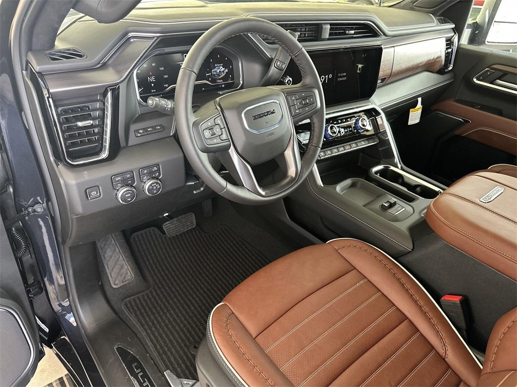 new 2025 GMC Sierra 2500 car, priced at $96,150