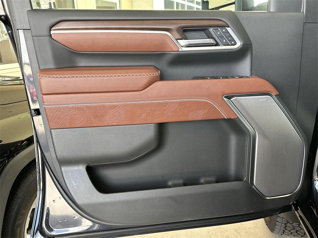 new 2025 GMC Sierra 2500 car, priced at $96,150