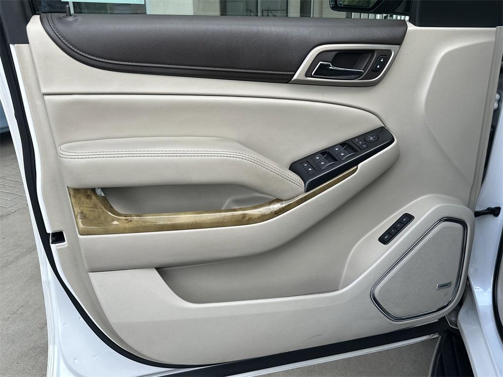 used 2017 GMC Yukon XL car, priced at $23,181