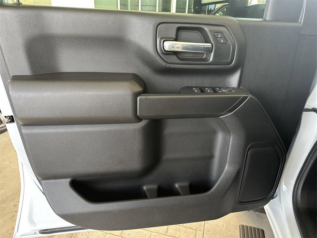 used 2025 Chevrolet Silverado 2500 car, priced at $52,871
