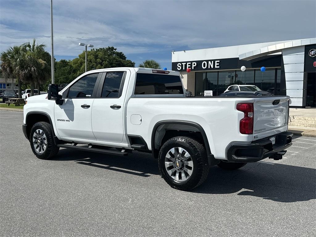 used 2025 Chevrolet Silverado 2500 car, priced at $52,871