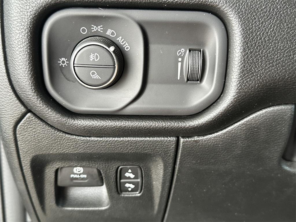 used 2024 Ram 1500 car, priced at $33,591