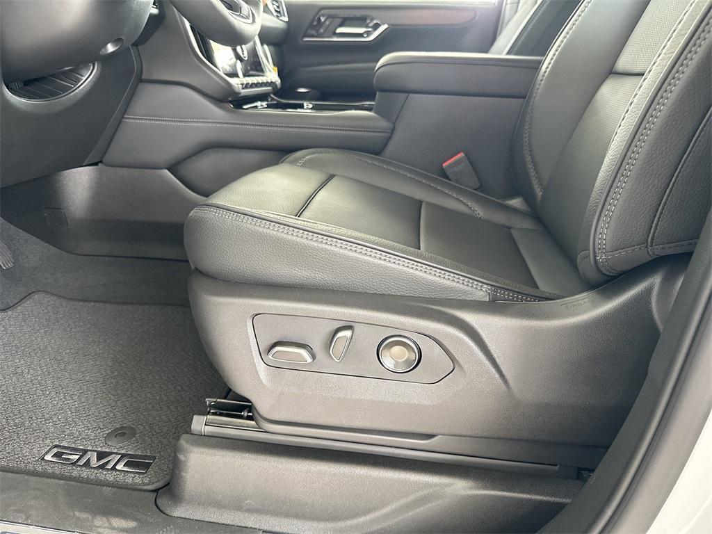 new 2026 GMC Yukon XL car, priced at $97,095