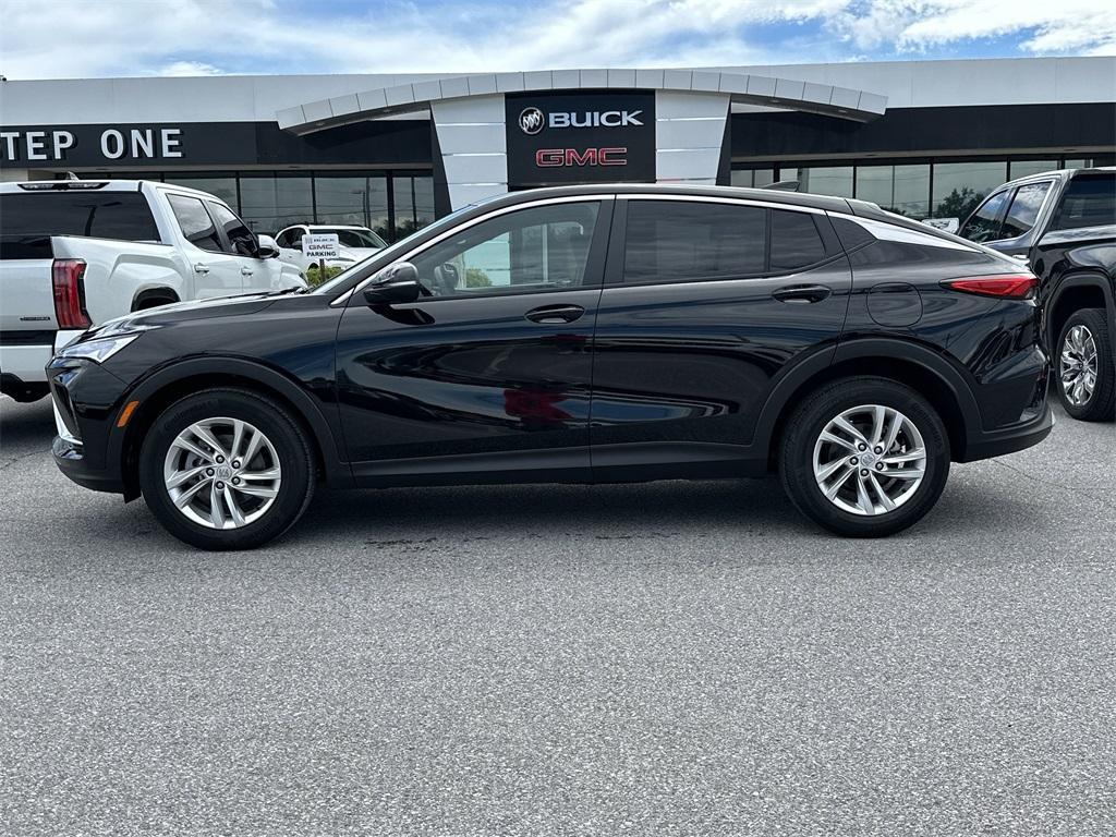 new 2025 Buick Envista car, priced at $25,161