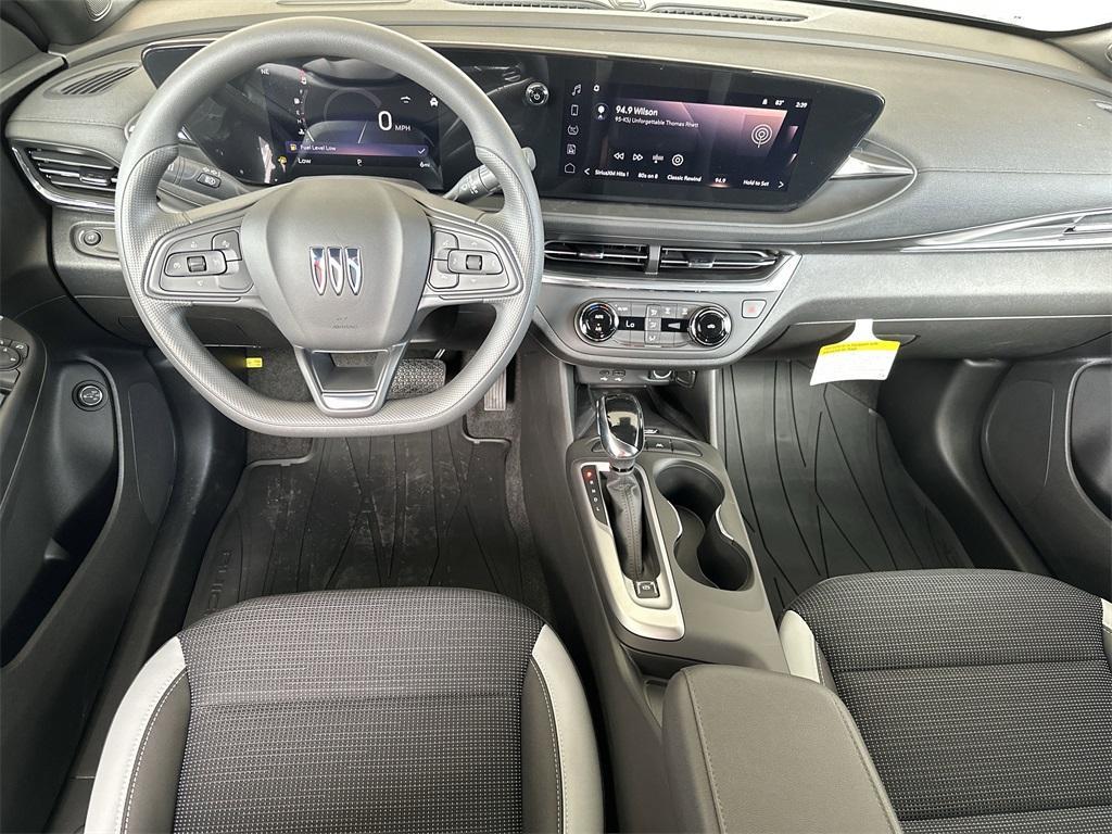 new 2025 Buick Envista car, priced at $25,161