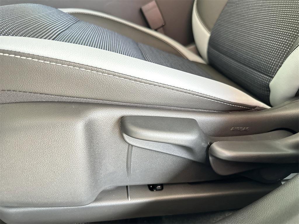 new 2025 Buick Envista car, priced at $25,161