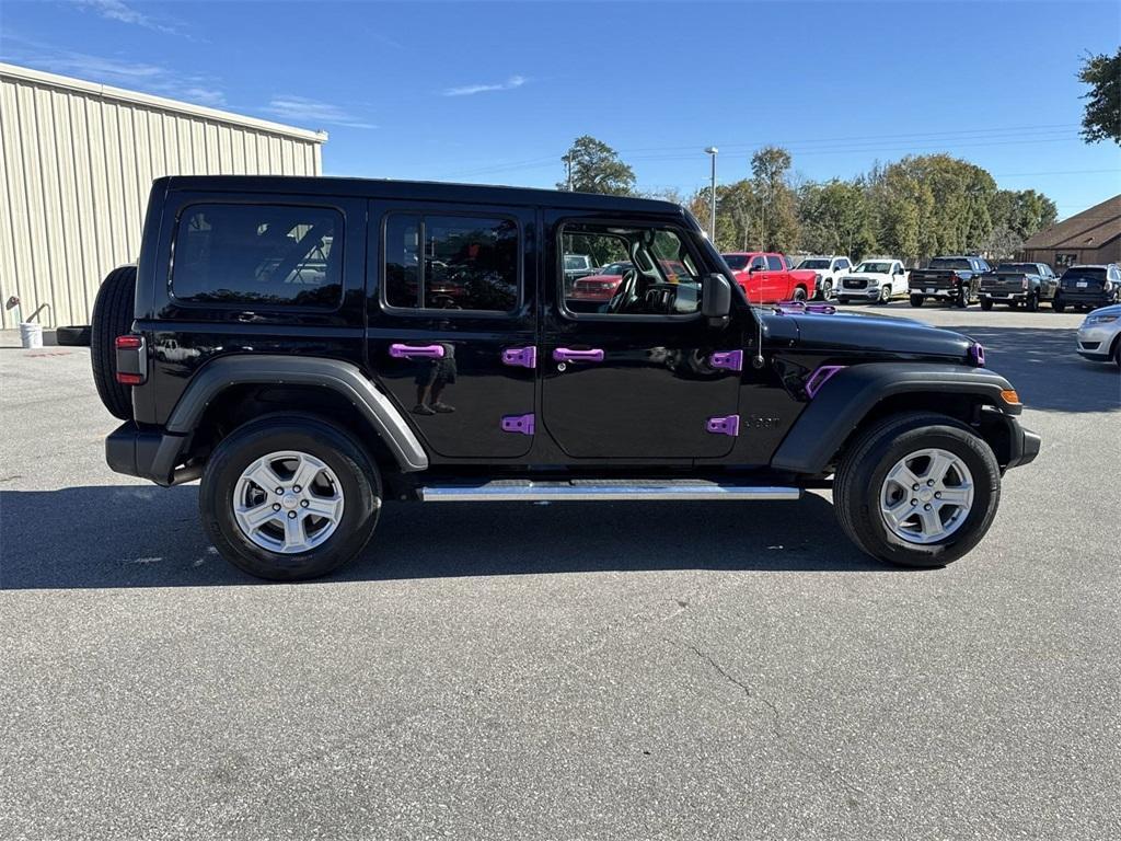 used 2022 Jeep Wrangler Unlimited car, priced at $28,384