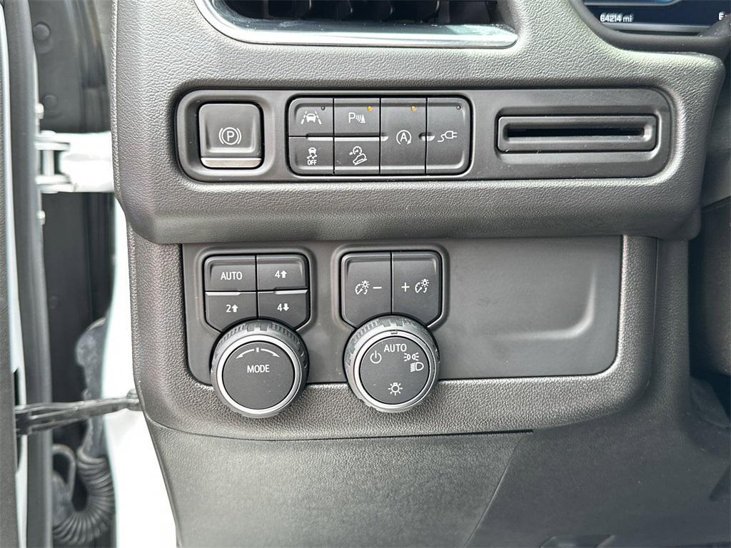 used 2022 Chevrolet Suburban car, priced at $52,191