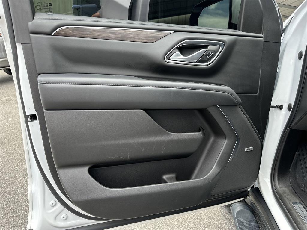 used 2022 Chevrolet Suburban car, priced at $52,191