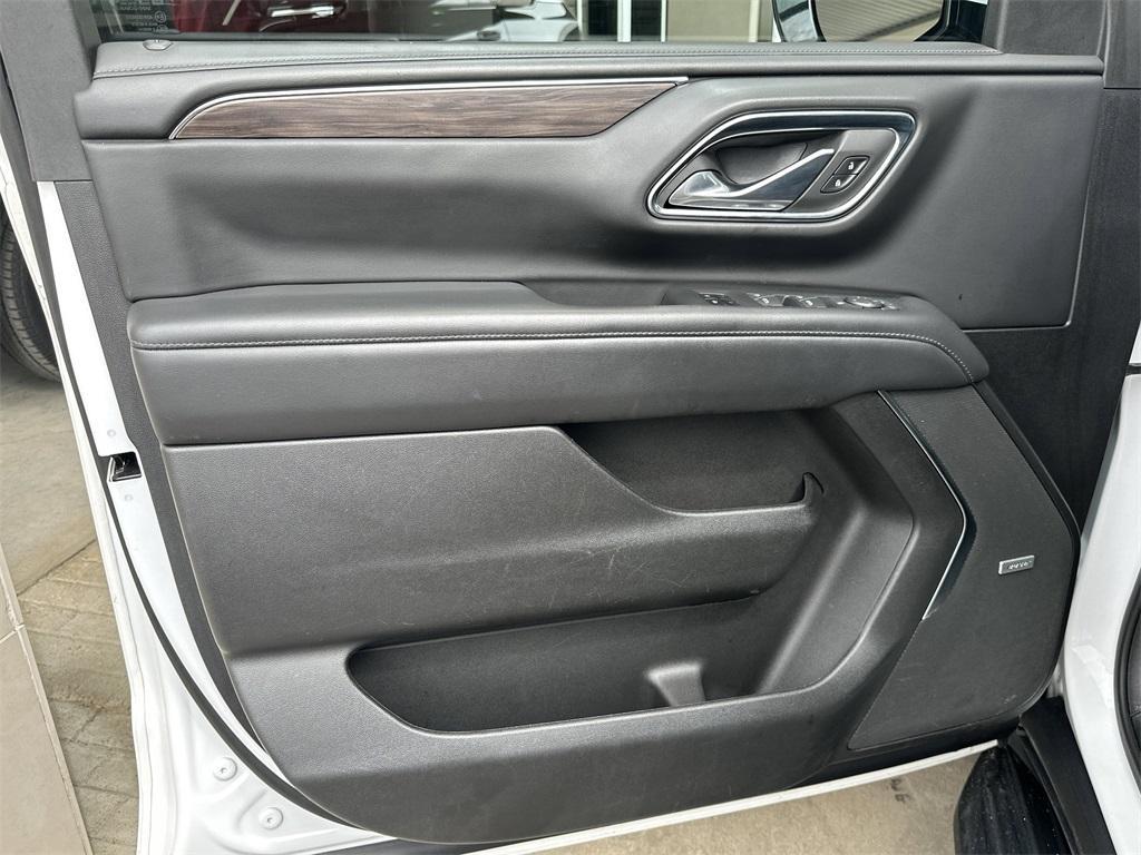 used 2023 Chevrolet Suburban car, priced at $43,213