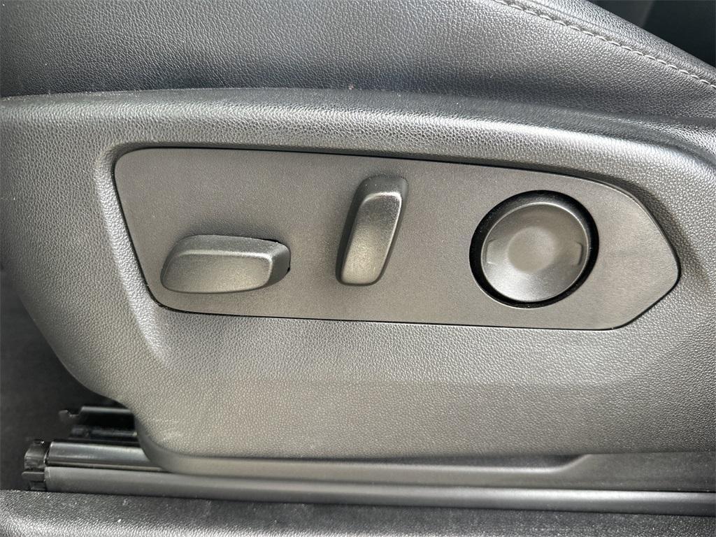 used 2023 Chevrolet Suburban car, priced at $43,213